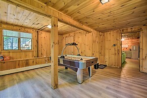 Wilmington Chalet w/ Hot Tub < 8 Mi to Mount Snow!