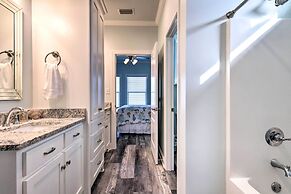 Luxe Stilted Home w/ Kayaks: Walk to Beach