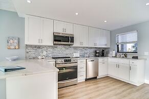 Balcony & Views: Sunny Indian Shores Condo!