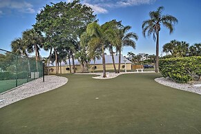 Balcony & Views: Sunny Indian Shores Condo!