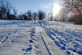 Southeast Michigan Escape ~ 3 Mi to Adrian!