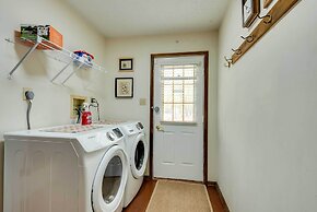 Albrightsville Family Hideaway w/ Private Hot Tub!