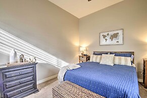 Game Room & Pool: Stylish Goodyear Home!