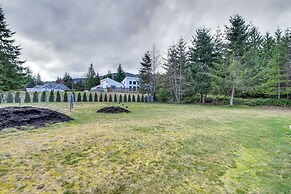 Charming Port Angeles Studio w/ Deck & Views!