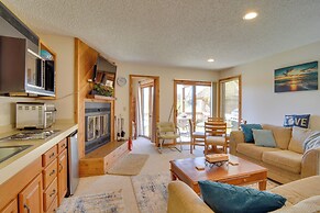 Schuss Mountain Resort Condo: Steps to Golf!