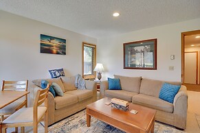 Schuss Mountain Resort Condo: Steps to Golf!