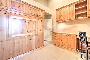 Spa, Covered Patio: Upscale Phoenix Oasis!