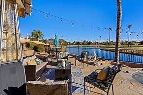 Spa, Covered Patio: Upscale Phoenix Oasis!