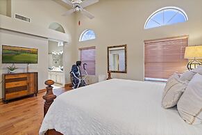 Spa, Covered Patio: Upscale Phoenix Oasis!