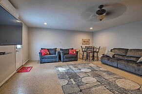 3 Mi to Westgate: Desert Home w/ Hot Tub in Peoria
