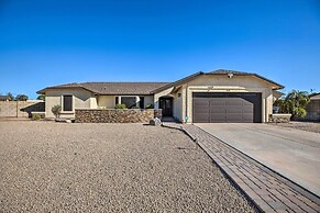 3 Mi to Westgate: Desert Home w/ Hot Tub in Peoria