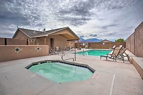 Modern Moab Townhome With Shared Pool & Hot Tub!
