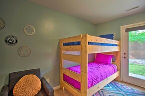 Modern Moab Townhome With Shared Pool & Hot Tub!