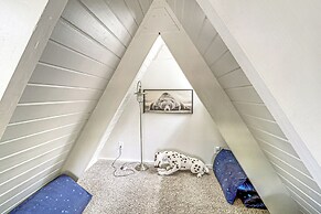 Flagstaff A-frame Cabin w/ Deck & Lovely Views!