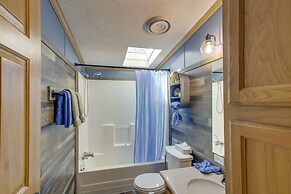 People and Paws Vacation Home by Wisconsin Dells!
