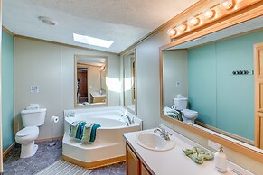 People and Paws Vacation Home by Wisconsin Dells!