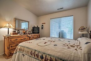 St. George Townhome w/ Patio - Near Natl Parks