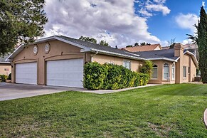 St. George Townhome w/ Patio - Near Natl Parks