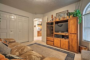 St. George Townhome w/ Patio - Near Natl Parks