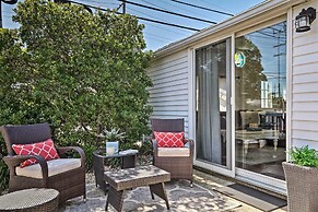 Beachy Lavallette Cottage w/ Outdoor Shower, Patio