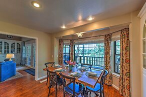 Upscale Flagstaff Home w/ Hot Tub & Mountain Views