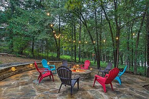 Waterfront Lake Dardanelle Home w/ Dock & Fire Pit