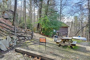 Secluded Nantahala 'gone Hunting' Cabin w/ Hot Tub