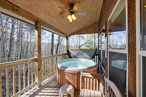 Secluded Nantahala 'gone Hunting' Cabin w/ Hot Tub