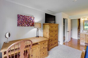 Banner Elk Mountain-view Condo: 3 Mi to Skiing!