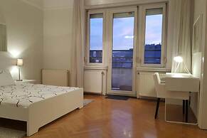 Basilica View Apartment With Balcony