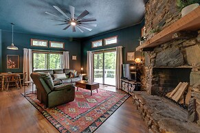 Pet-friendly Cabin - 1 Mi From Fontana Lake!
