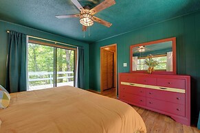 Pet-friendly Cabin - 1 Mi From Fontana Lake!