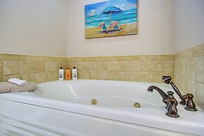 Sleek Gulfport Condo w/ Ocean Views & Pool Access!