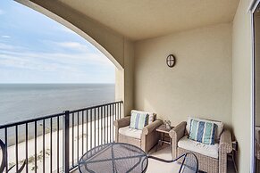 Sleek Gulfport Condo w/ Ocean Views & Pool Access!