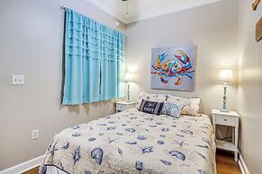 Sleek Gulfport Condo w/ Ocean Views & Pool Access!