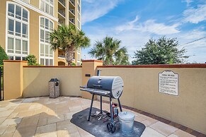 Sleek Gulfport Condo w/ Ocean Views & Pool Access!