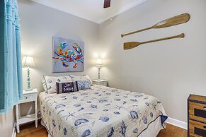 Sleek Gulfport Condo w/ Ocean Views & Pool Access!