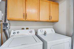 Sleek Gulfport Condo w/ Ocean Views & Pool Access!