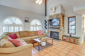 Walk to Park: Scottsdale Condo w/ Community Pool!