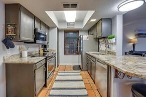 Walk to Park: Scottsdale Condo w/ Community Pool!
