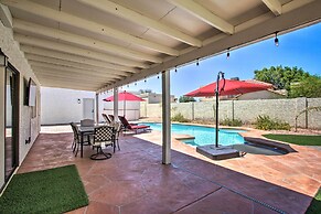 8 mi to Westgate: Family-friendly Glendale Home!