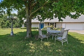 Tranquil Family Home w/ Yard, 14 Mi to Springfield