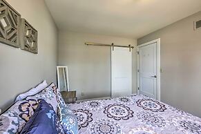 Twin Lakes Escape w/ Deck < 1 Mi to Beach!