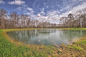 Remote Kentucky Cabin w/ Fire Pit & 2 Ponds