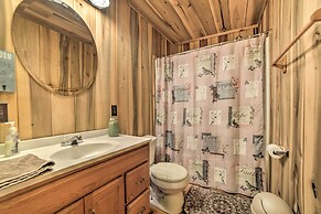 Remote Kentucky Cabin w/ Fire Pit & 2 Ponds