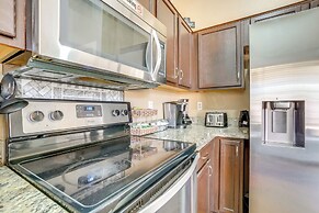 4 Mi to State Farm Stadium: Avondale Home w/ Patio