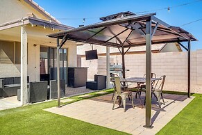 4 Mi to State Farm Stadium: Avondale Home w/ Patio