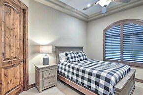 Near Golfing: Mesa Villa w/ Outdoor Oasis & Pool!