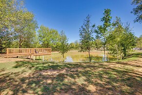 Couples Retreat In Canton w/ Patio, Trail & Yard!