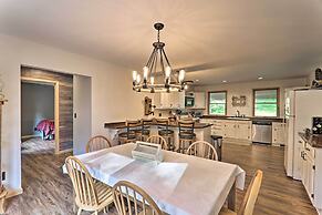 2 Mi to Elk Mountain: Poconos Escape on 11 Acres!